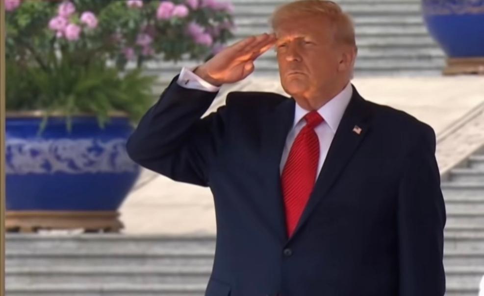 美国迟早要面对统一后的中国，那个时候的中国，会比现在更加强大。

这个道理普通人