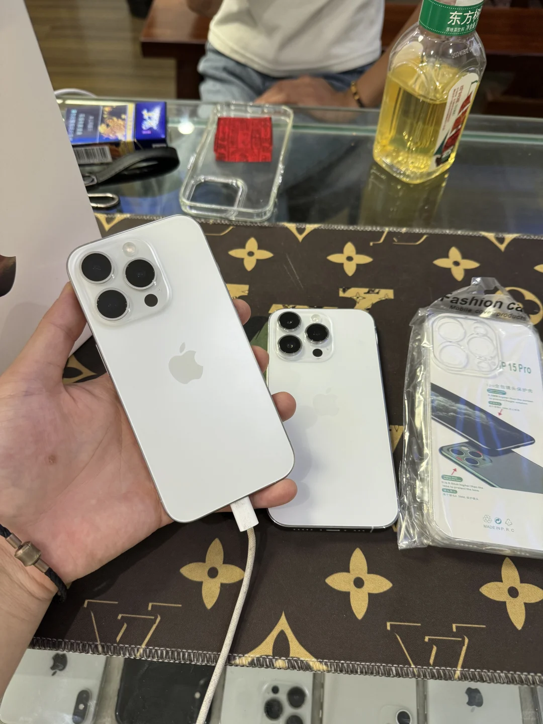 崇左美女到店置换📱苹果14Pro置换15Pro