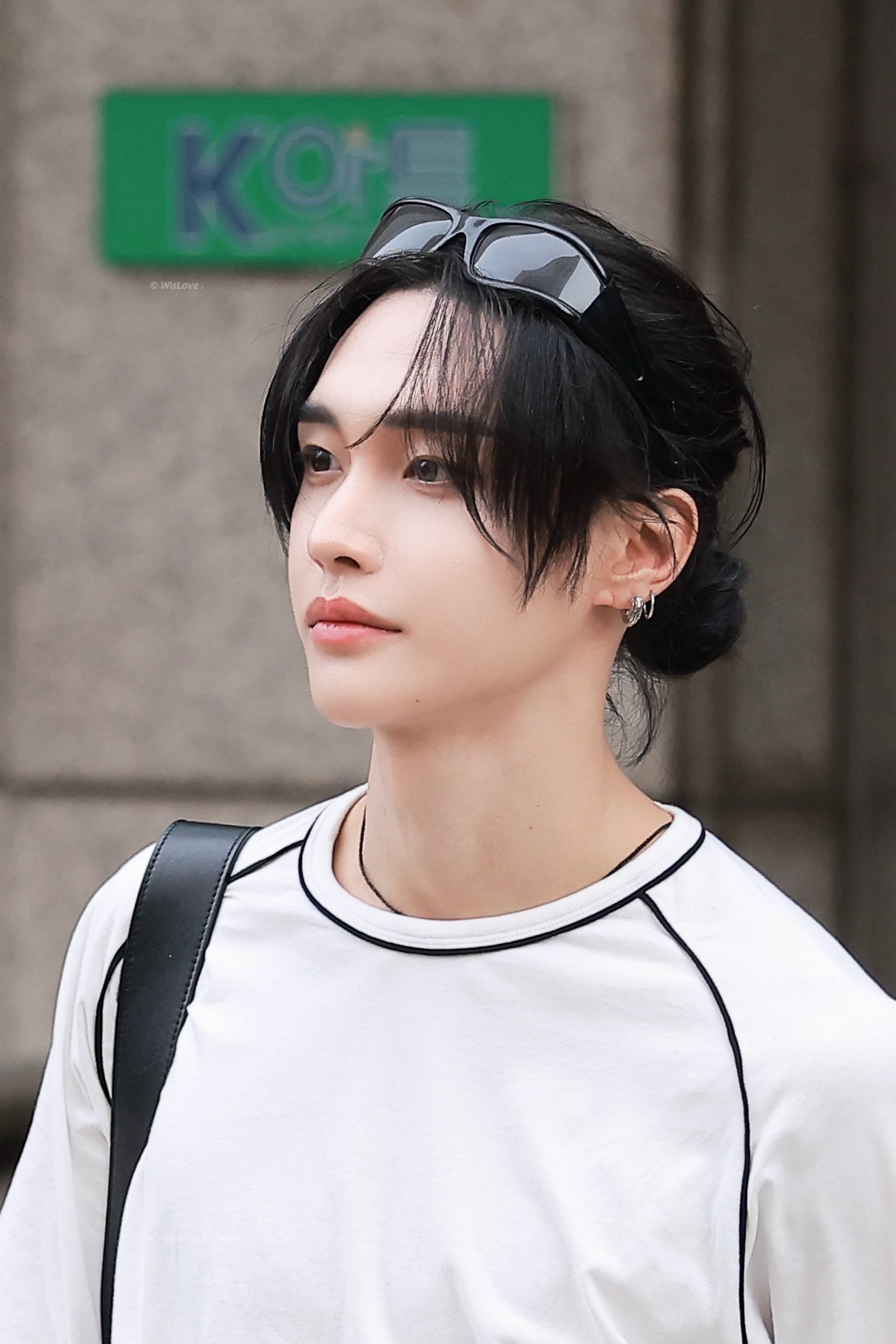 姐姐你咋这么漂亮呀 