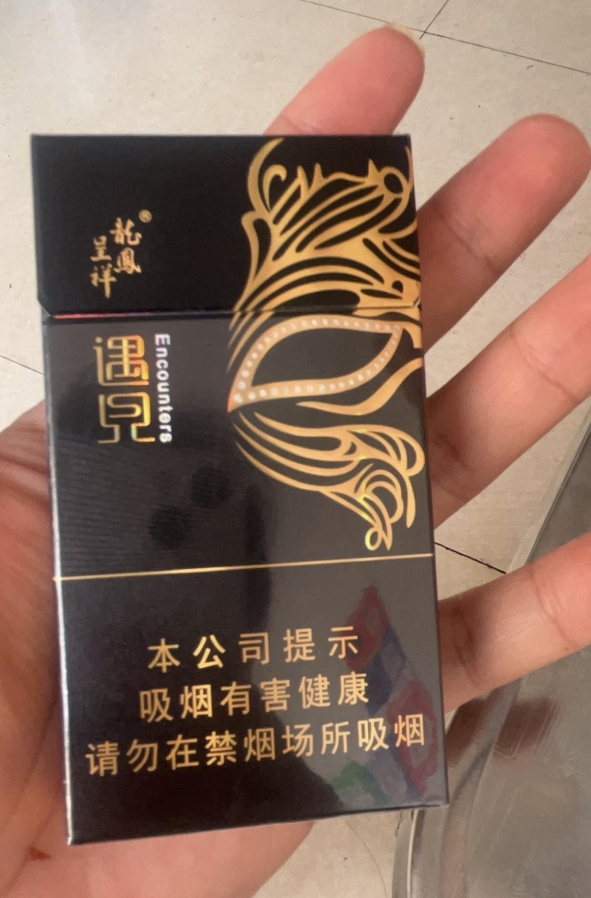 前阵子我捡到一部苹果手机，想着失主肯定着急，费了不少功夫终于联系上了失主阿姨。阿