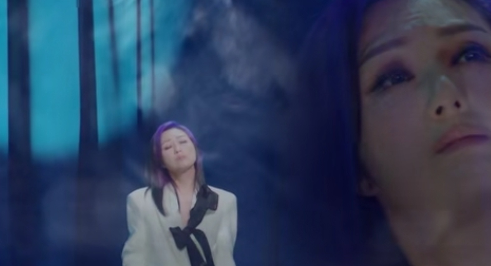 在厦门偶遇杨千嬅网友在沙坡尾偶遇杨千嬅，她提前到厦门筹备演唱会，待人温柔随和。除