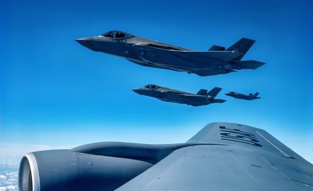 重磅消息！美国认定中国不再是主要威胁。美国发布新版《国防战略》报告，其中，认定中