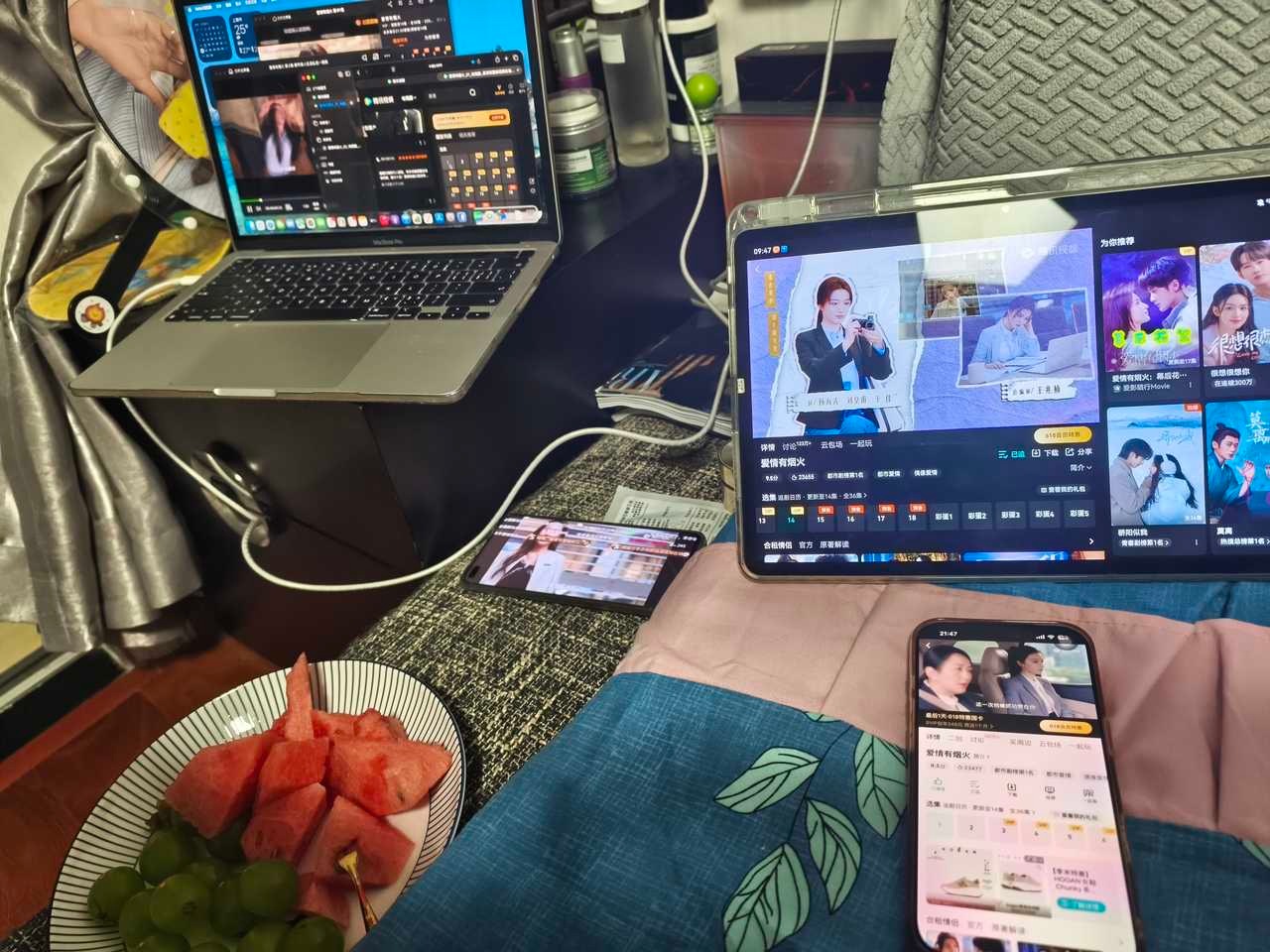 檀健次李亦非 每天都充满斗志不留遗憾 