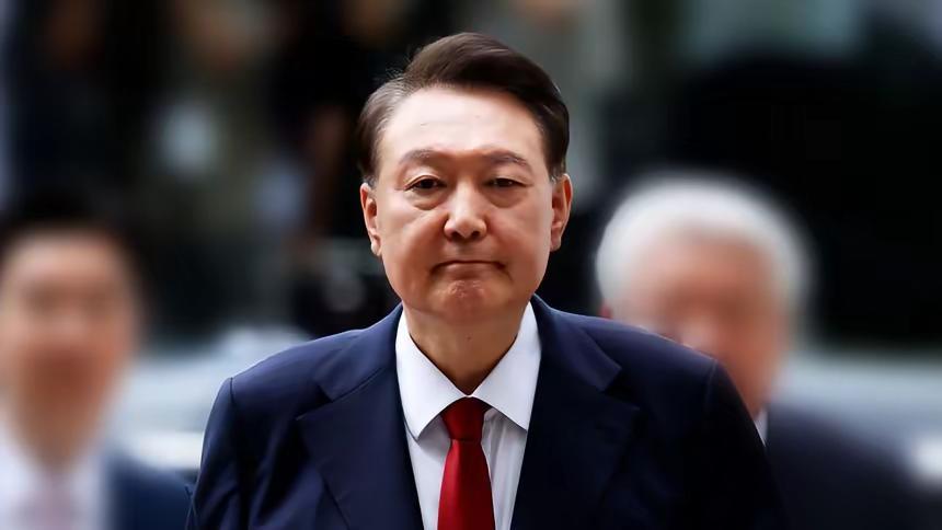 特检组今日逮捕尹桑，但在经过两小时拉扯甚至动用5️⃣力但以失败告终尹锡悦