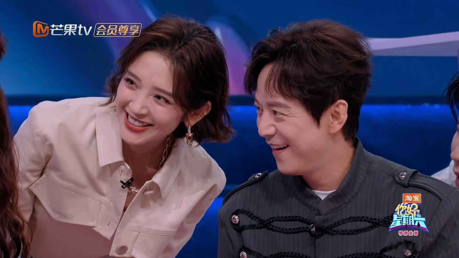 王濛李小冉对视有点好嗑王濛 × 李小冉对视杀来了！嘴上不服软，眼神全是戏，嗑得我