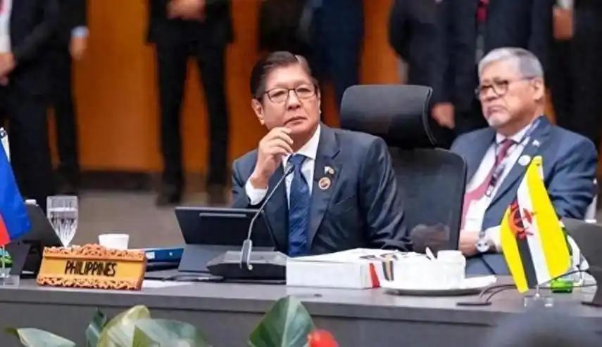 马科斯的请求，中美全都已读不回，他转头对中国喊出一句话。
 
据菲律宾世界日报消