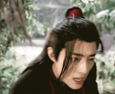 张萌说，AI无法复制真人演员。 这点我太认同了。 大型场景或是群演用AI来完成，