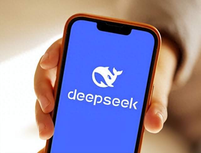 DeepSeek宕机近5小时，却补偿7天消耗：谁能拿？