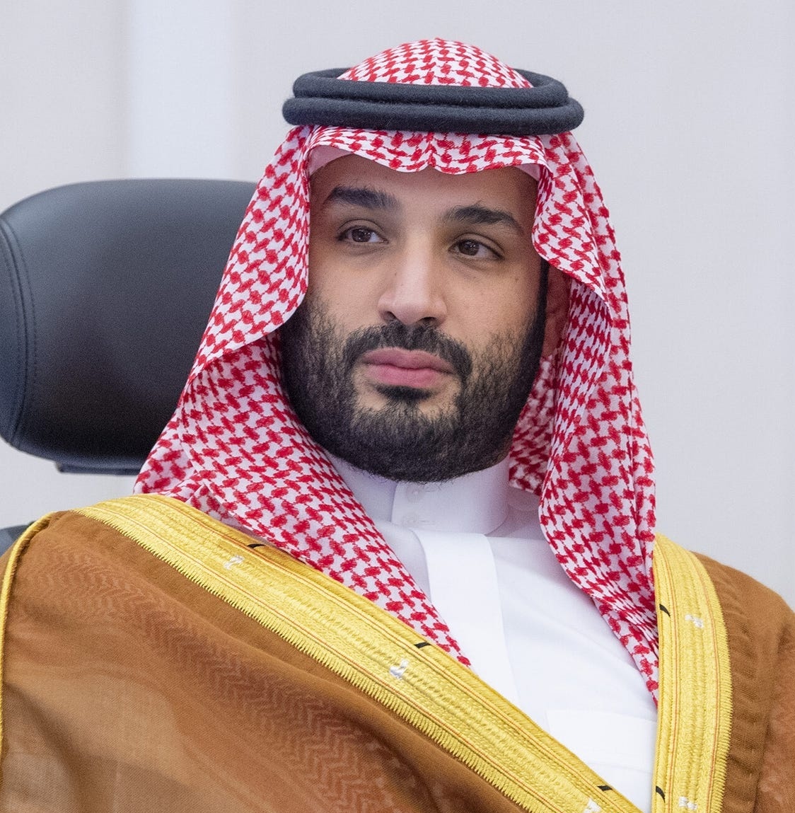 突发新闻:由于沙特阿拉伯严格执行移民和劳动法，打击签证逾期滞留、非法就业和潜逃工