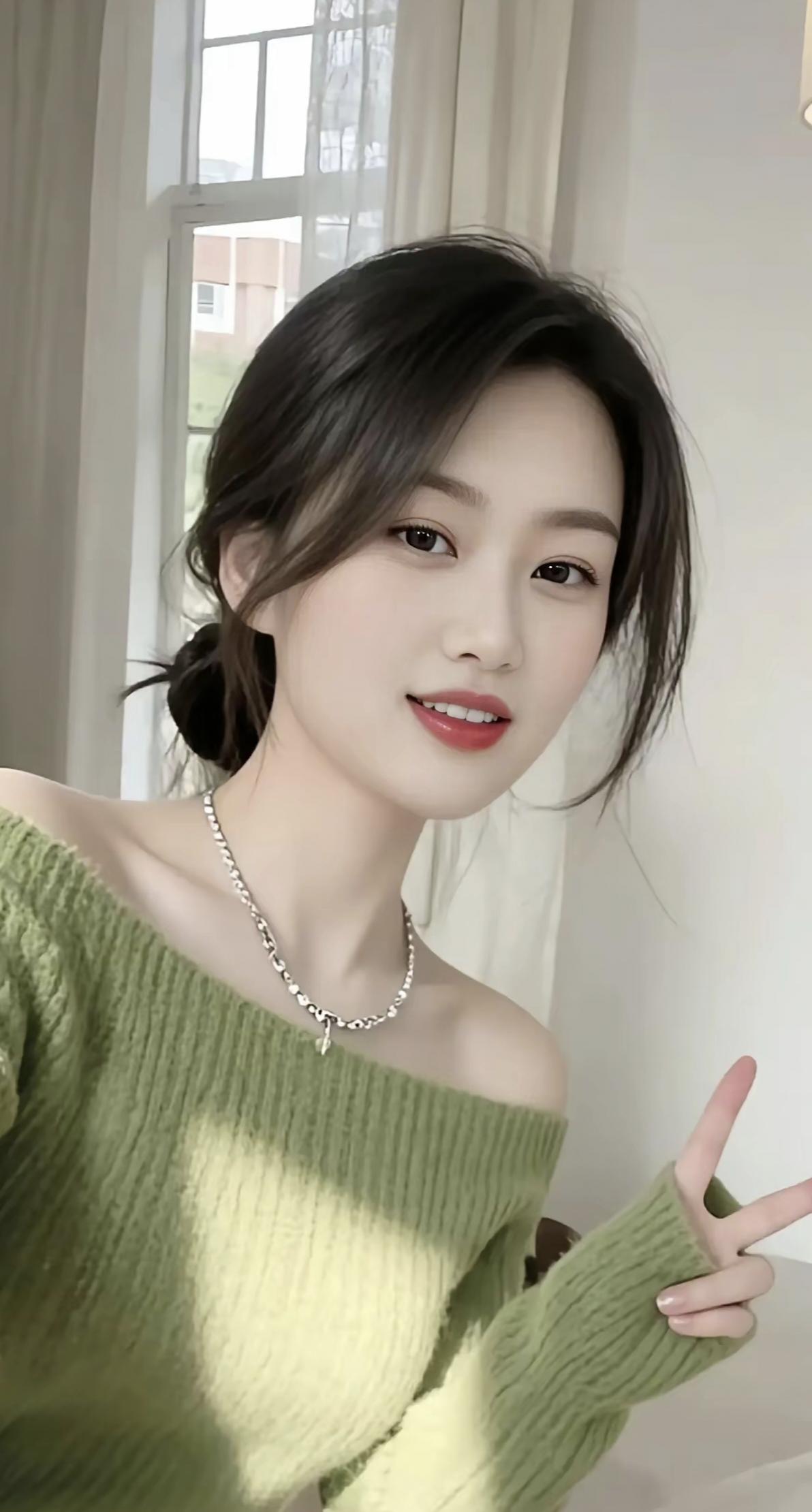 刘震云这句话真是戳心了！“世界上根本没有来日方长，所有的等待只会变成遗憾”。
我