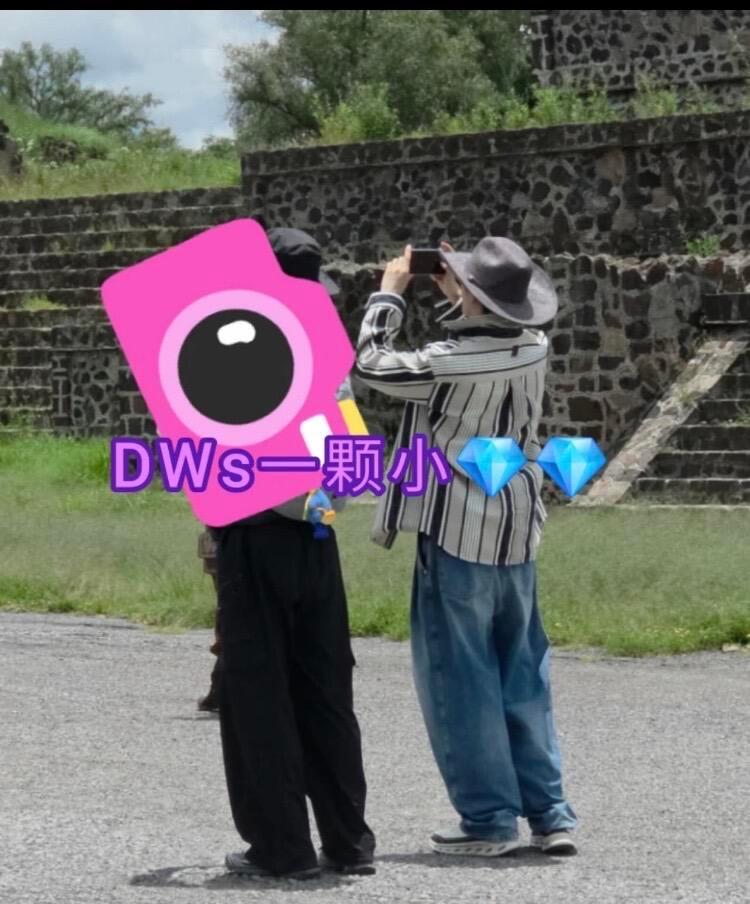 终于刷到新鲜邓为了，虽然只是背影
