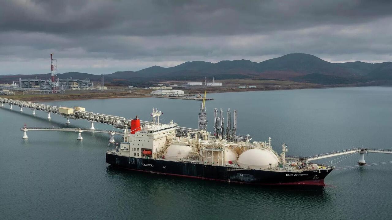 美财长：未来几天美国或解除对海上伊朗石油的制裁

俄罗斯卫星通讯社 2026年3