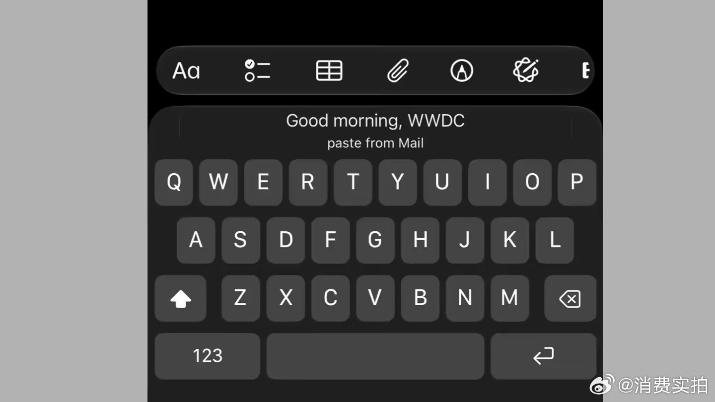 【报告称iOS27简化粘贴操作】iOS27引入粘贴快捷按钮 7月24日，科技媒体