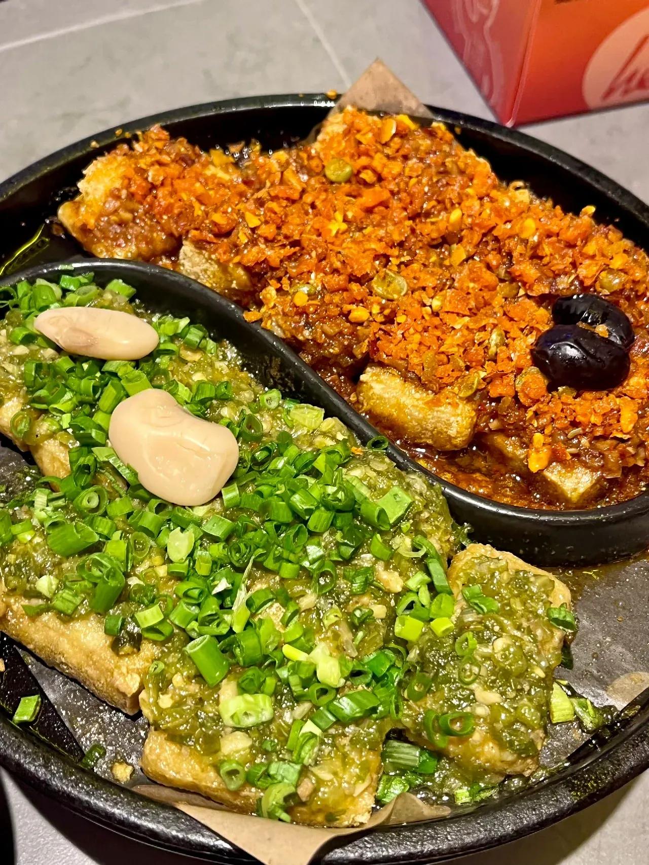 在成都！这个豆腐成都人出来解释下。。。。

咋个这么好吃！！今天来到❤️‍🔥何