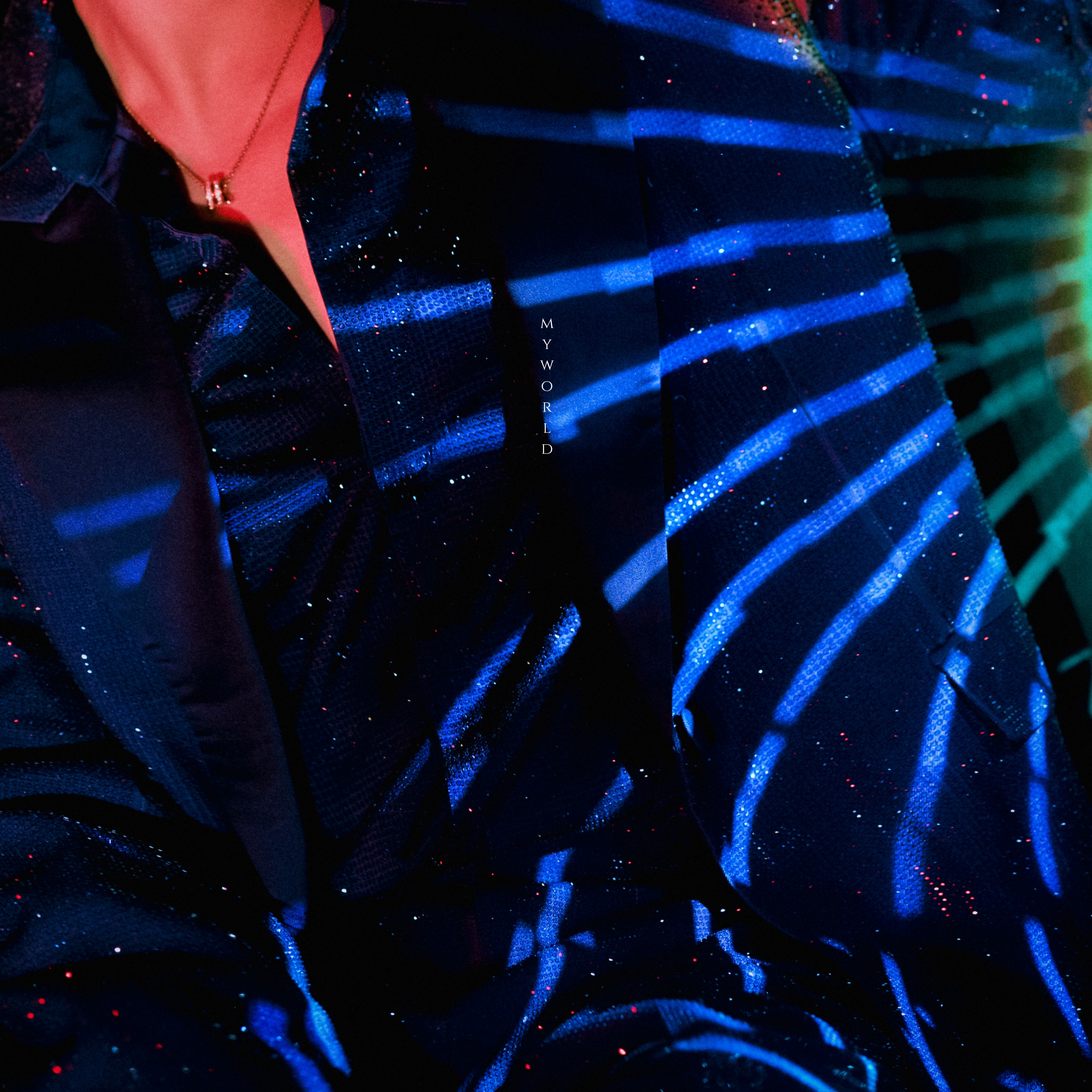 送你一支流光溢彩的玫瑰 