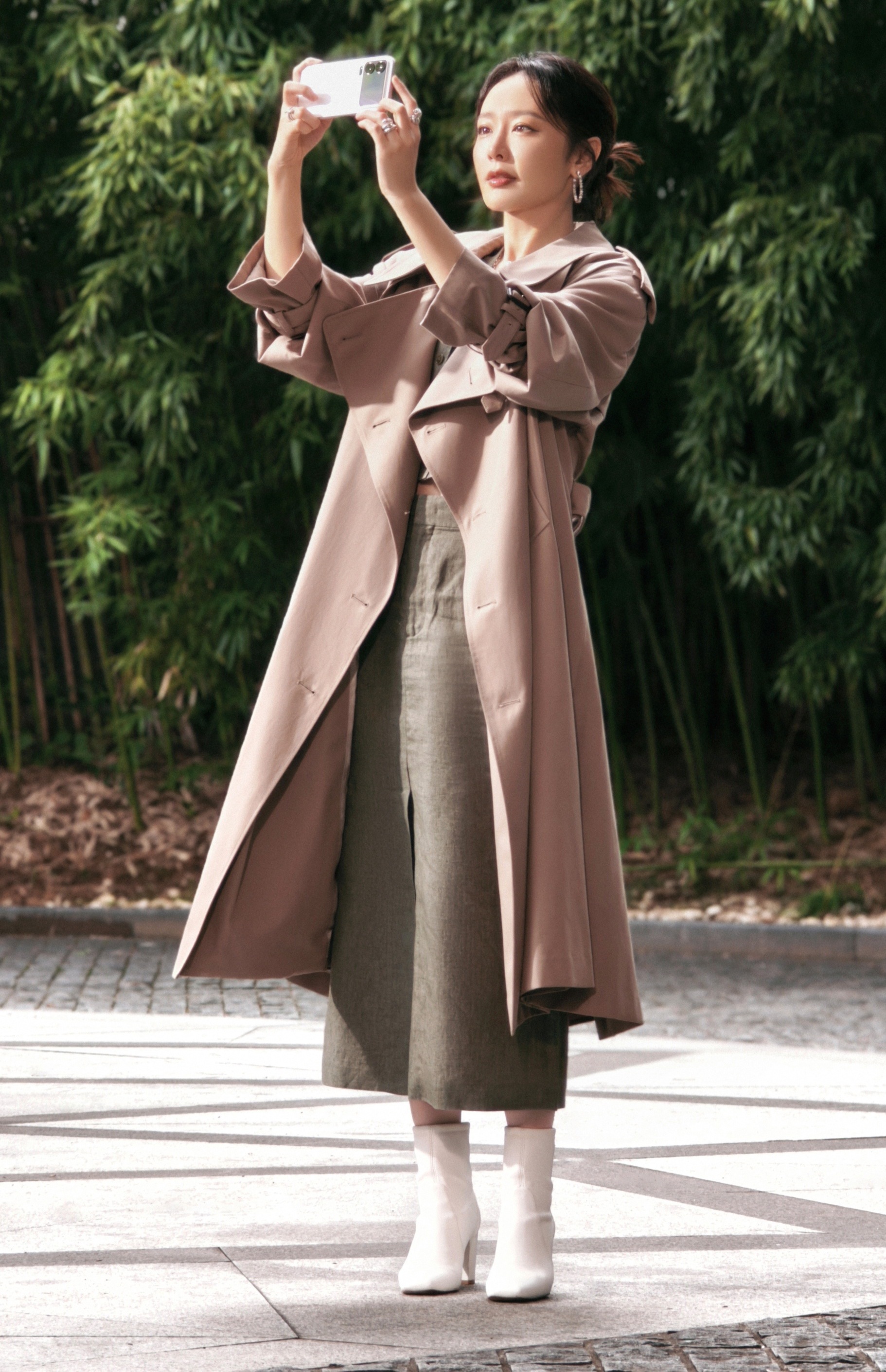 高叶吐槽刘昊然文案高叶 高叶黑西装黑高跟