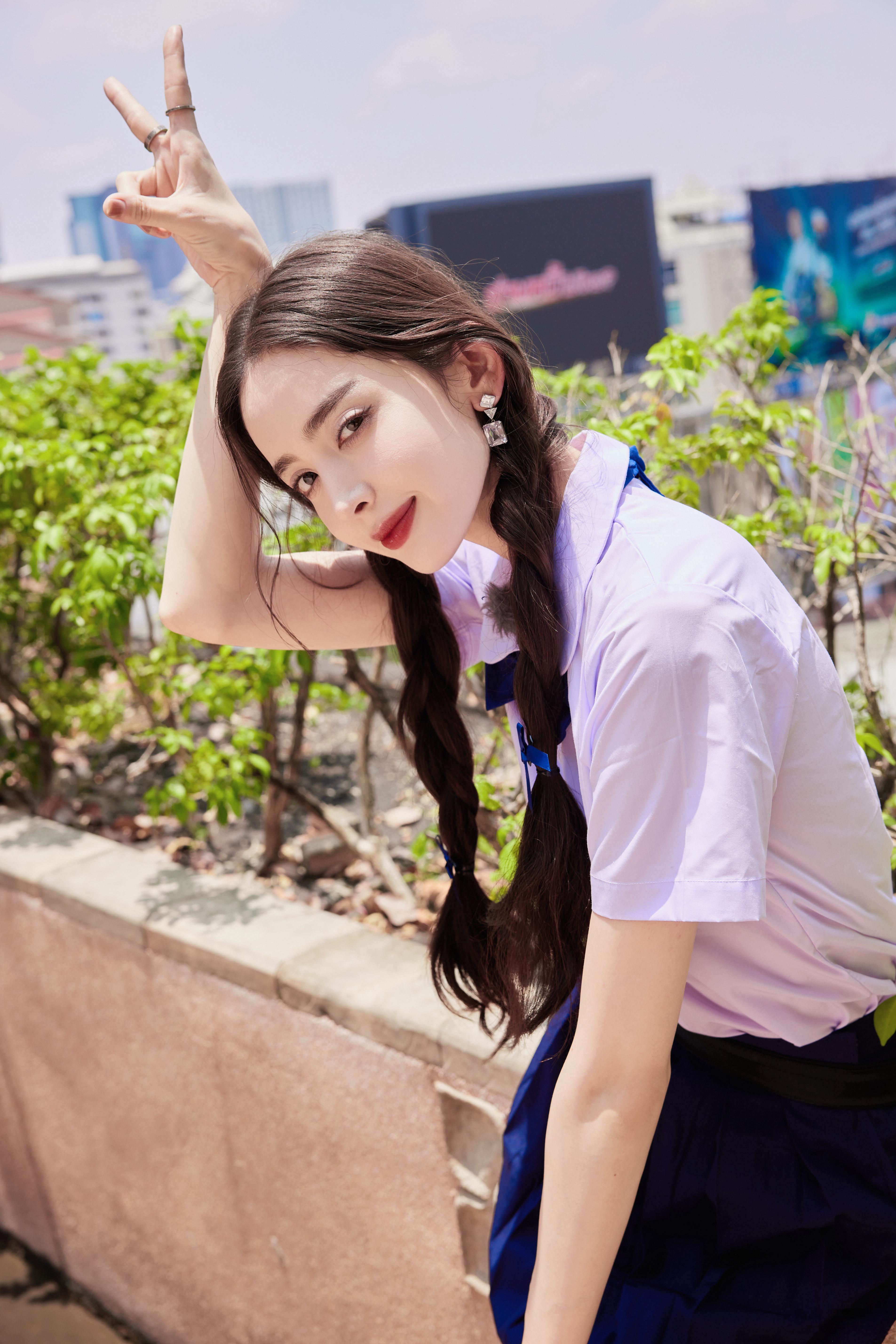古力娜扎 🌸 花少好友记旅程美图，美娜仙女下凡[送花花] ​​​