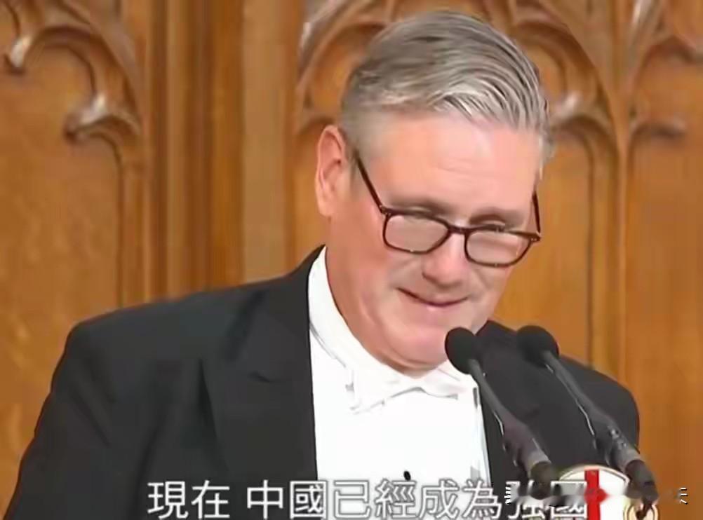 英国人的心态其实挺矛盾的，不与东方打交道，钱包难受，与东方交集过密，那傲慢的心态