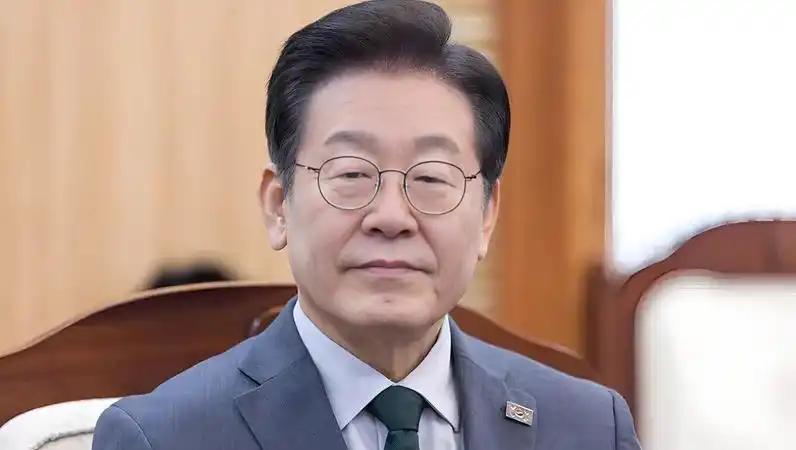日本那边刚放出签证费要涨的风声，韩国这边就甩出一个消息：从7月1号开始，对中国、