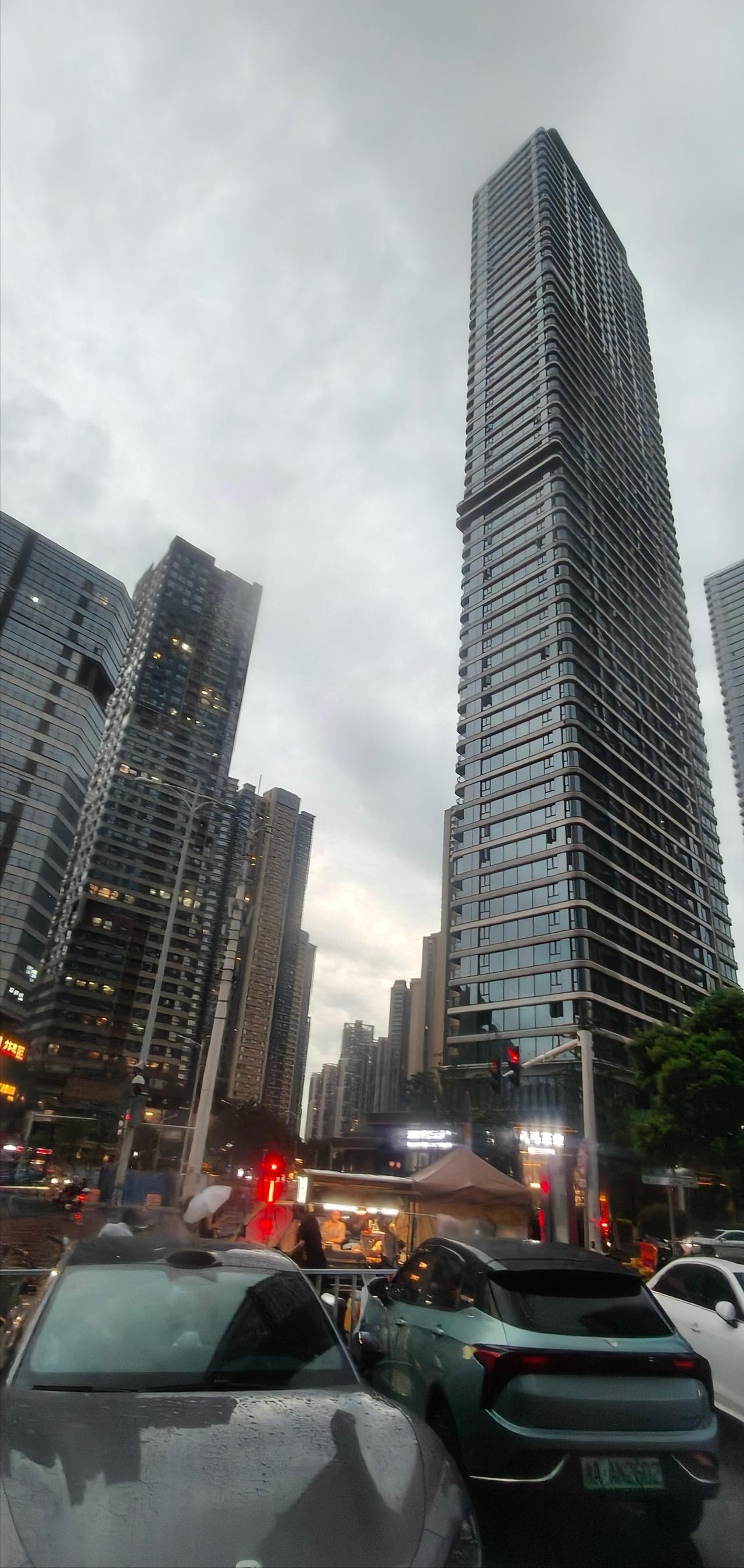 实地打卡长沙富人区！
北辰三角洲是整个长沙综合配套性价比最高的小区。这里基本看不