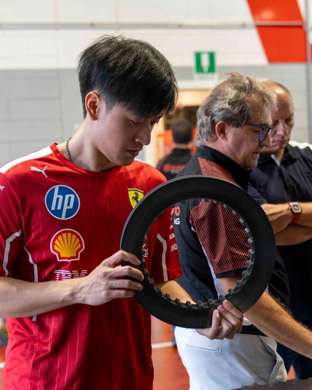 Brembo：何等荣幸，在Brembo布雷博迎来！F1车手 与车队领队弗雷德·瓦