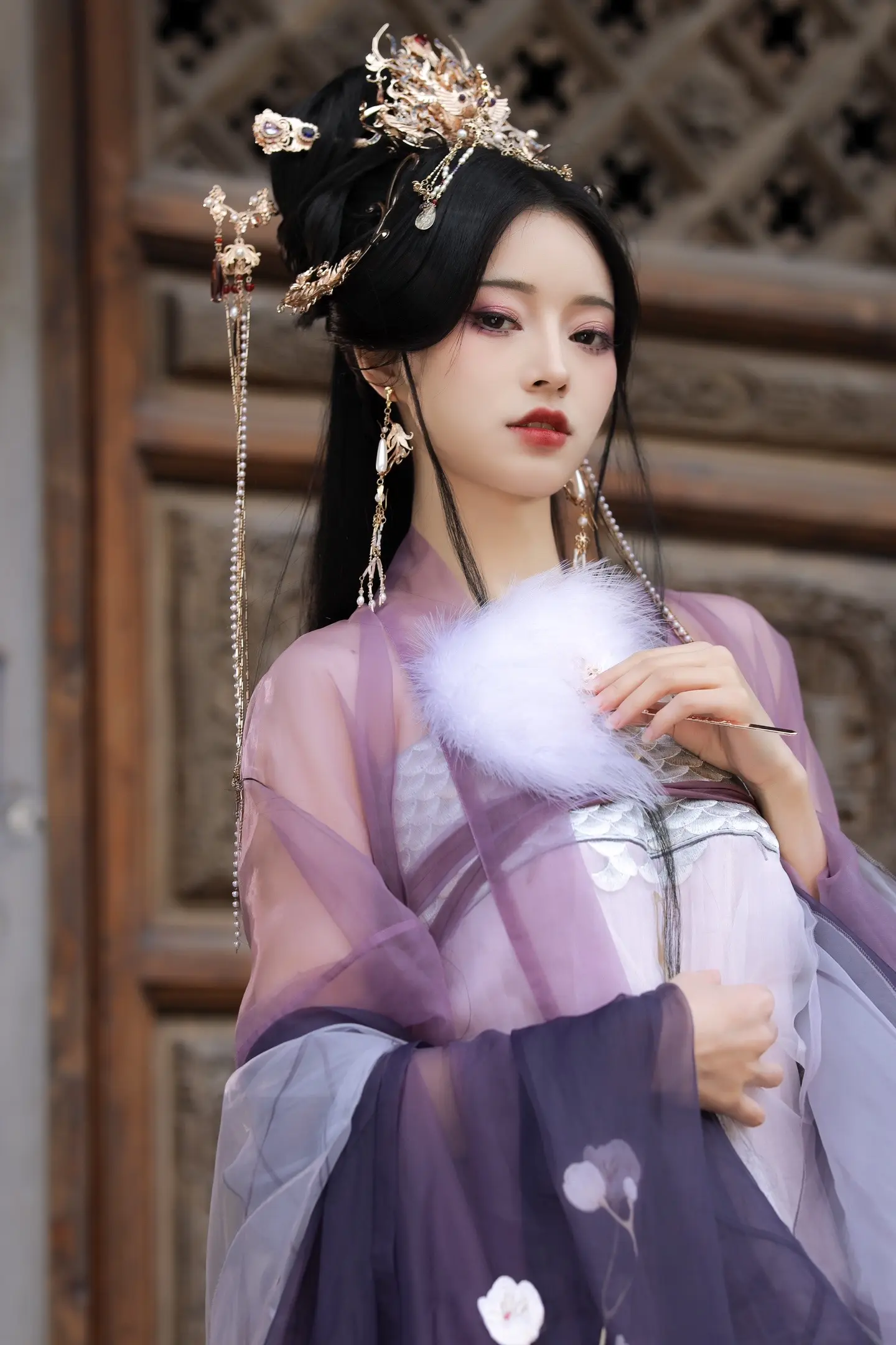 “我承认你高呼的思想有点意思，可这是我的时代。”