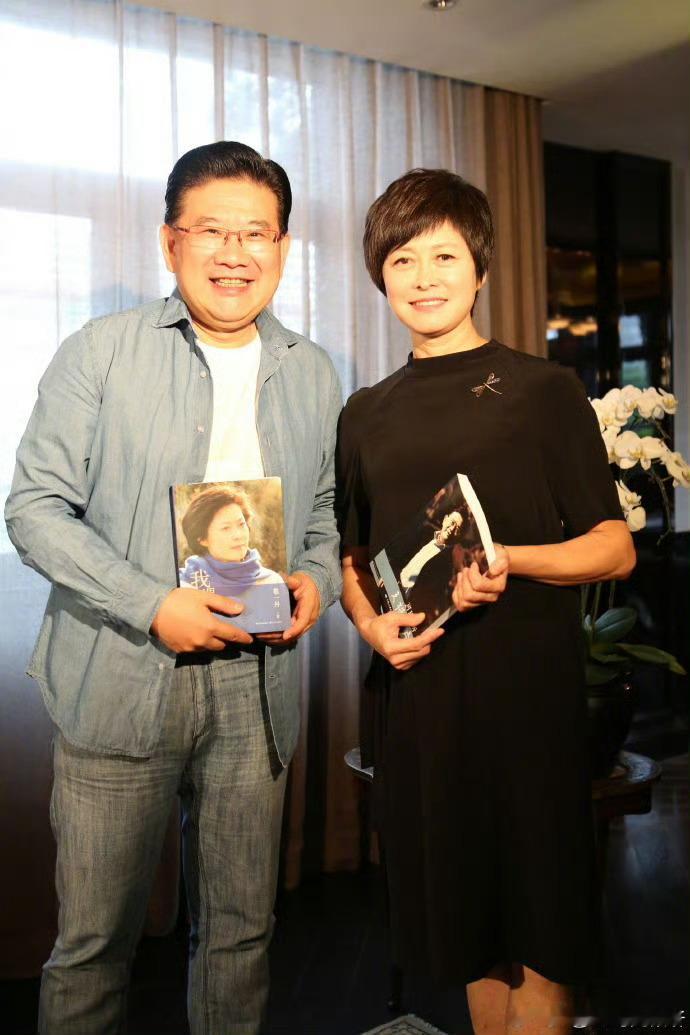 敬一丹去世公开资料显示：敬一丹，中央广播电视总台播音指导、电视节目主持人。曾任中