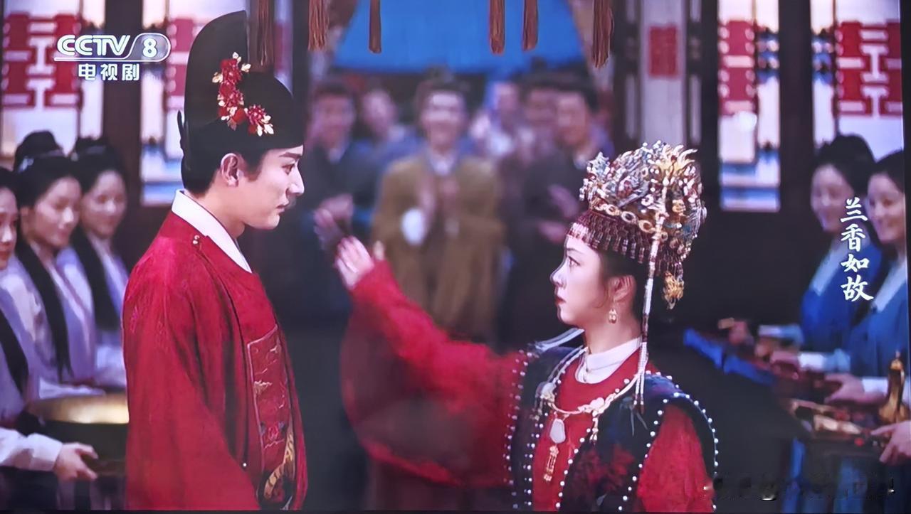 婚礼上新娘子当众给了新郎一个大耳刮子，所有人都懵了！这到底是怎么回事？

就说《