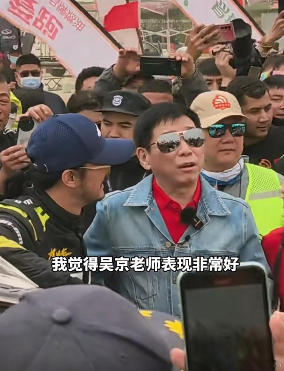 长城应该签了吴京，阳刚硬汉，爱国情绪一并拉满。 ​​​