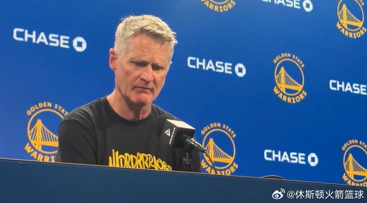 科尔对阿门·汤普森的防守给予了高度评价：“我认为没有比阿门·汤普森更难缠的防守者