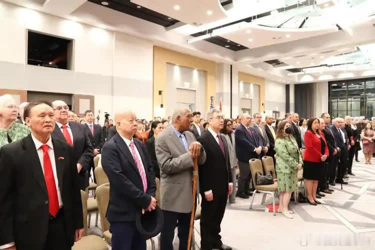 打不起来了，真的。德国那位军事专家说得够直白：美国不是怕中国，是怕打了也白打。 