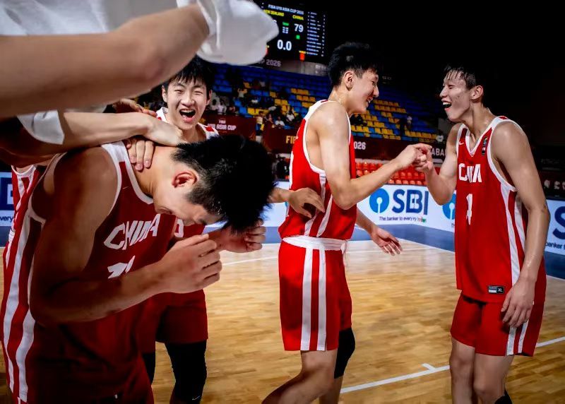 中国U18男篮晋级亚洲杯决赛 中国U18男篮在亚洲杯半决赛中以79-66战胜新西