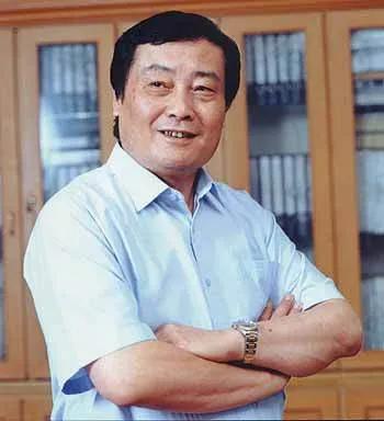 娃哈哈创始人宗庆后在lUC抢救，他女儿对媒体回应，目前父亲身体状况稳定，请大家放