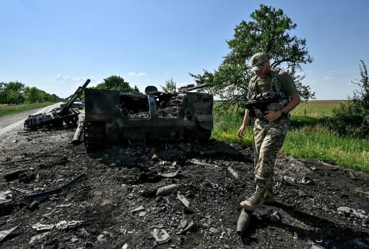 俄军还能打多久，相信这是很多人都想知道的问题。欧洲为什么不同意停火，他们是希望能