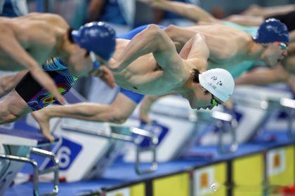 🏊🏻♂️第十五届全运会丨游泳 图集13男子200米个人混合泳半决赛你的坚持，