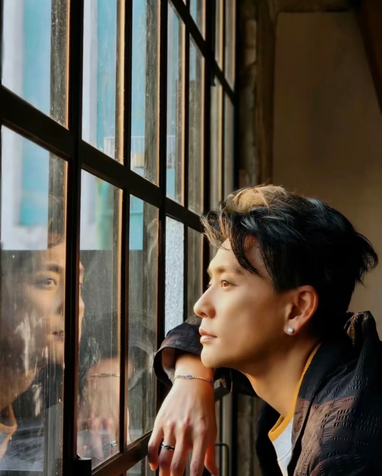 悬疑精品剧搏忆 目前已官宣霍建华、黄宗泽加盟，两位又帅又有演技，好期待两位国民级