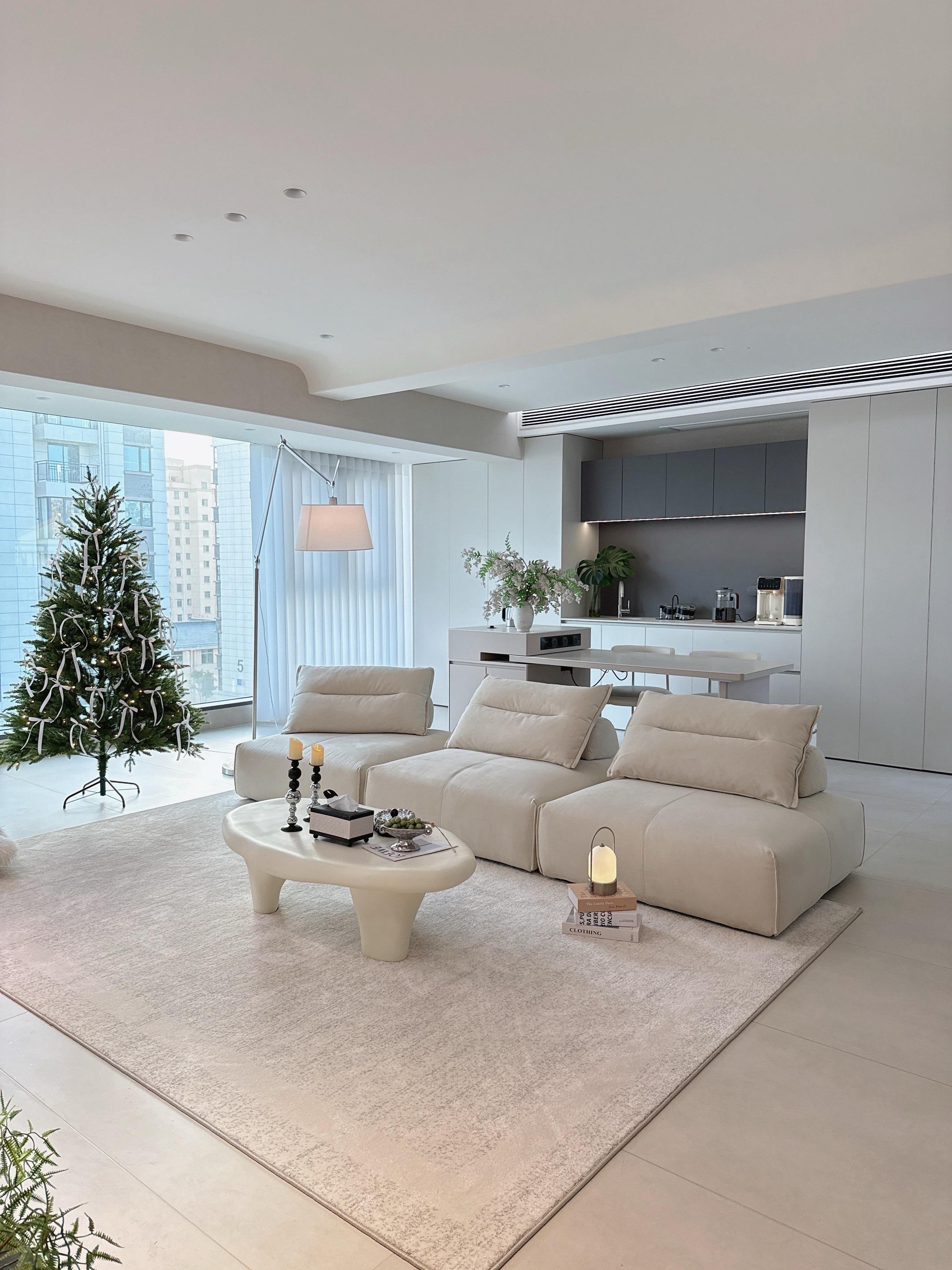 入住半年的极简小家，这个决定真的不后悔 我家建面109平，套内89平三...