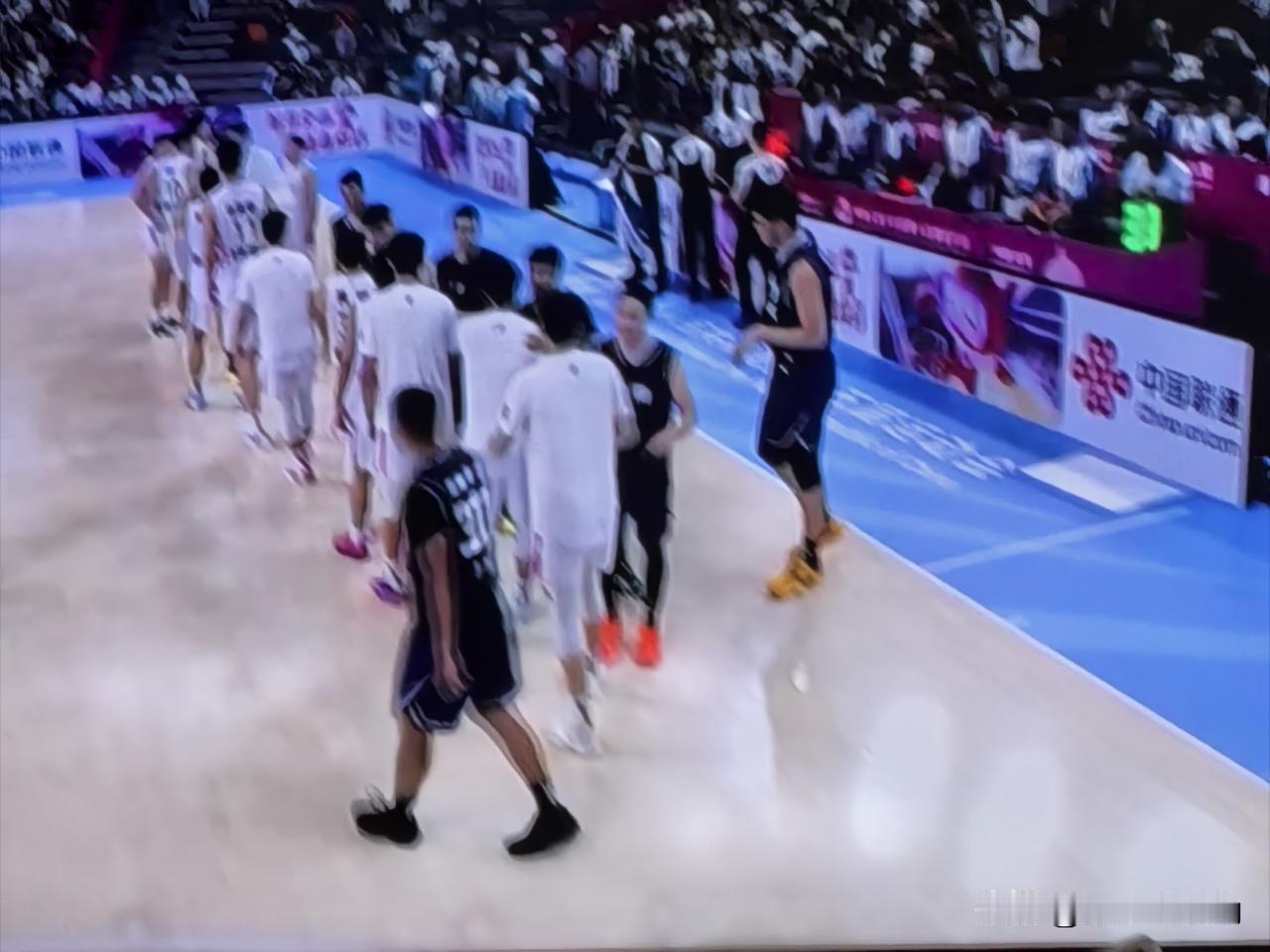 广厦和稠州就不能综合起来打全运会吗，好歹你也是注册在浙江？四川即使拿了冠军广厦又