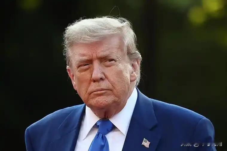 再一次中东火药桶冒烟，特朗普才刚放完狠话，紧接着伊朗总统就立马回怼。

特朗普在