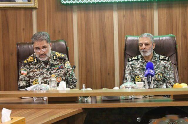 阿里雷扎·埃尔哈米准将已被任命为伊朗陆军防空部队新任司令
他接替了阿里雷扎·萨巴