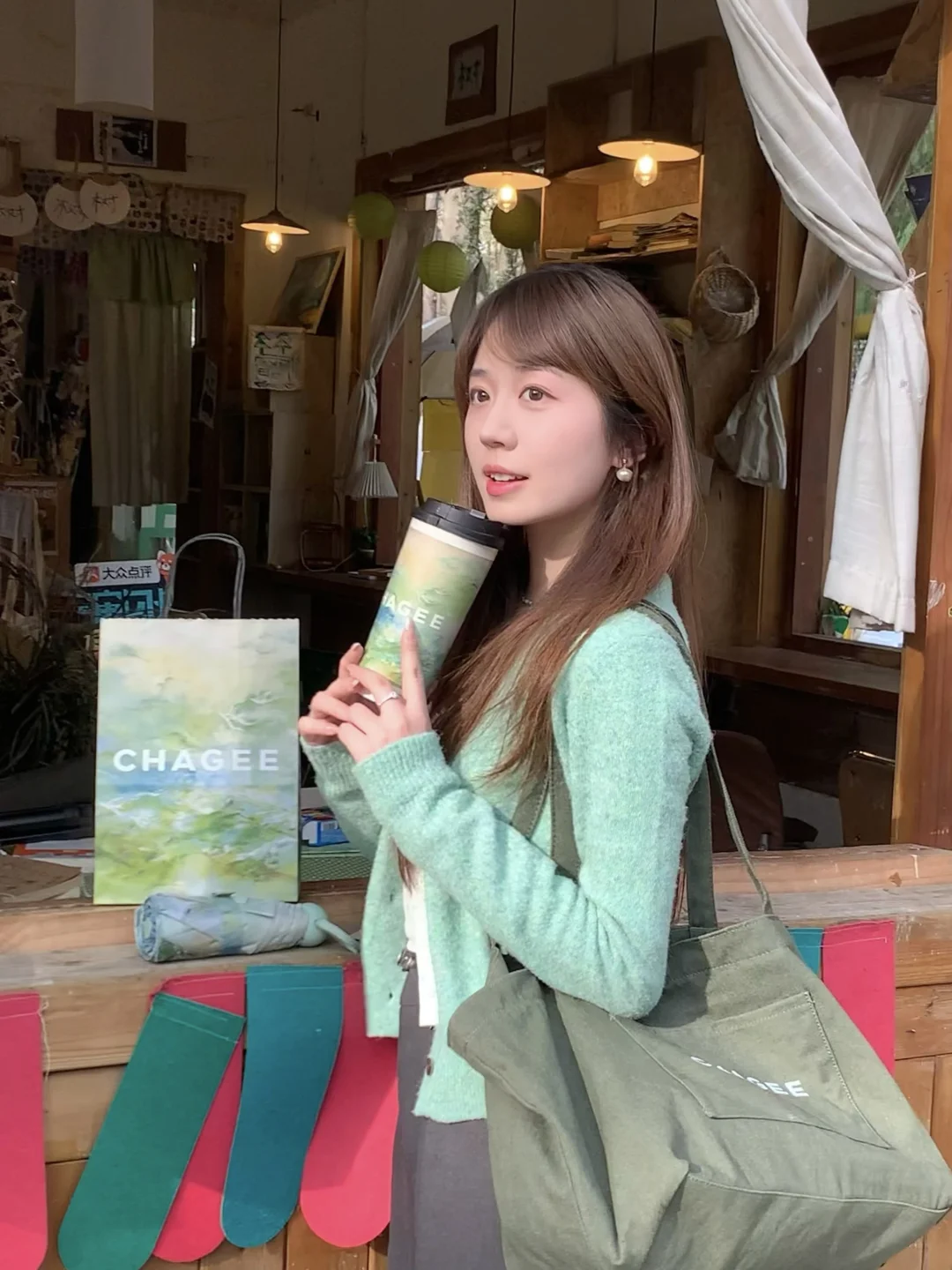 向春天借了一点颜色🍃