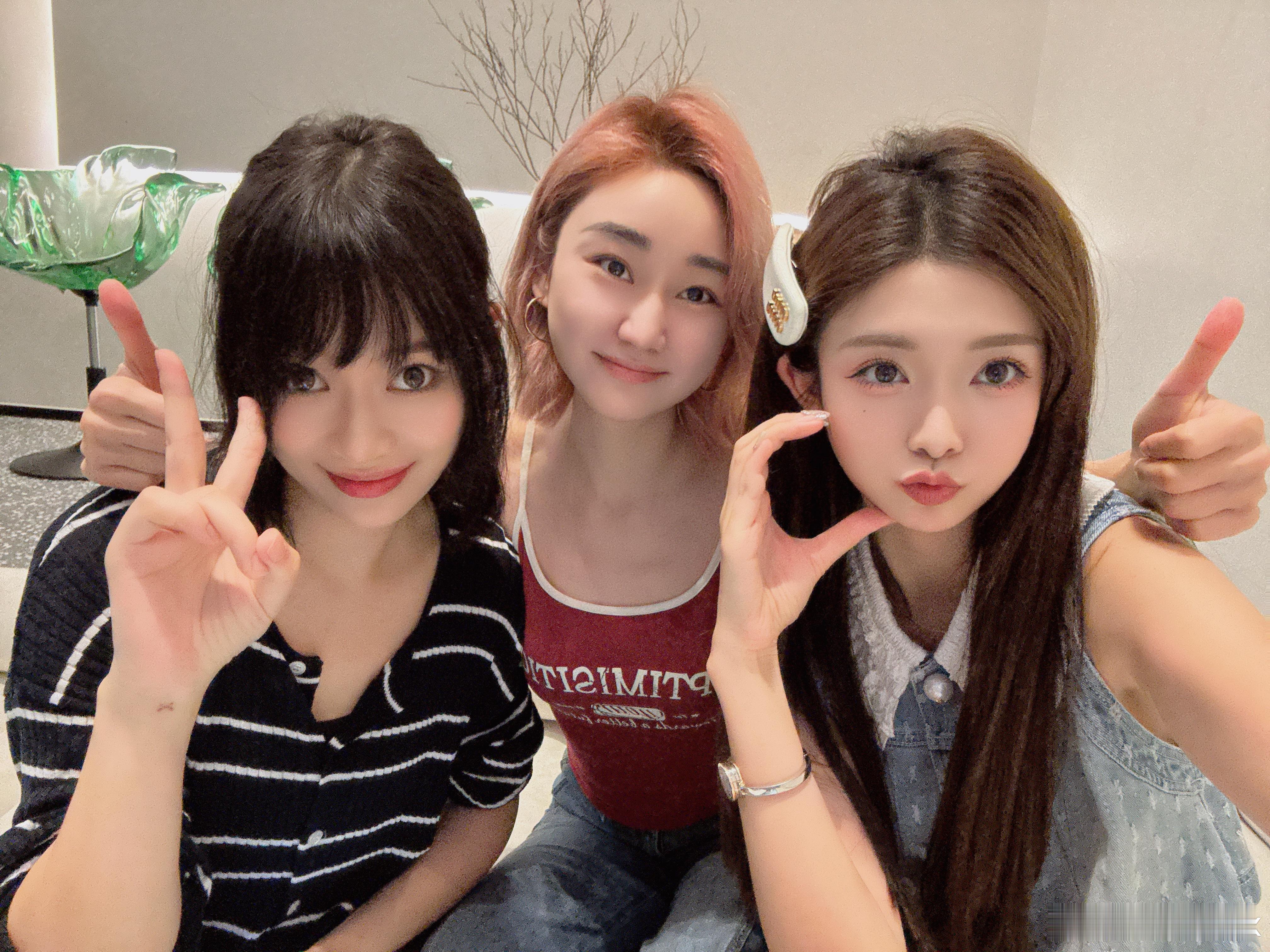 我不太会经营关系 ，最后剩下谁就是谁了❤️ ​​​