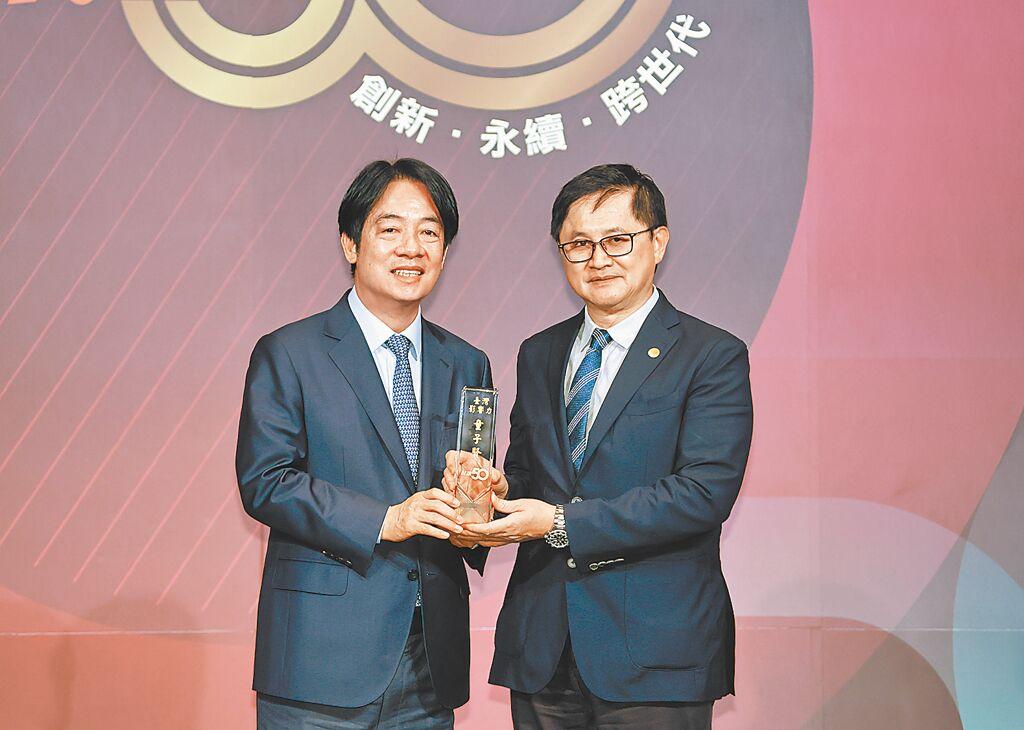 蒋万安踩到赖清德痛脚
 
823第二波大罢免后内阁改组传闻甚嚣尘上，台北市长蒋万