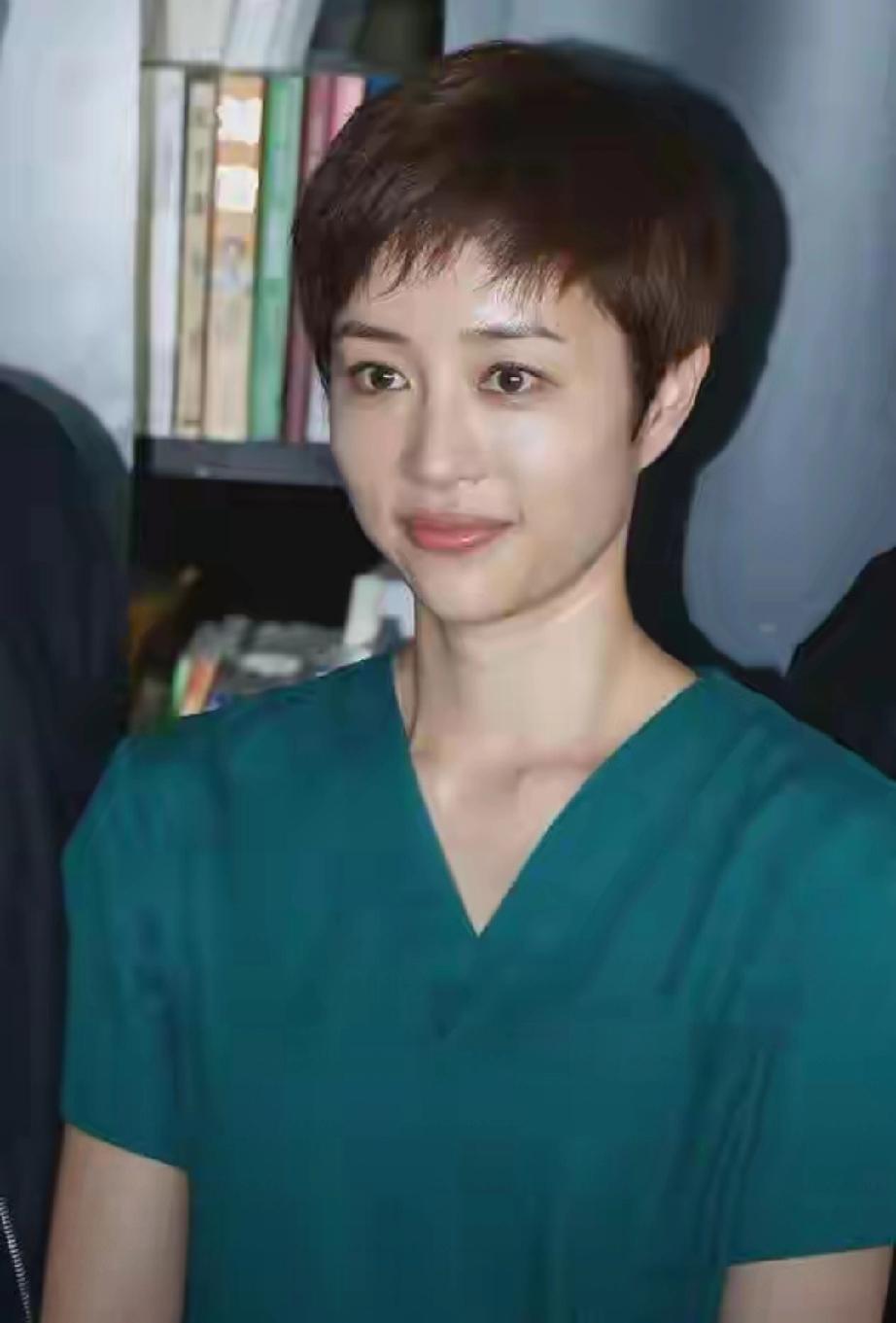 太传奇！北电最美佛系演员张龄心，把严厉老师熬成院长老公娱乐圈最绝的逆袭爱情，当属