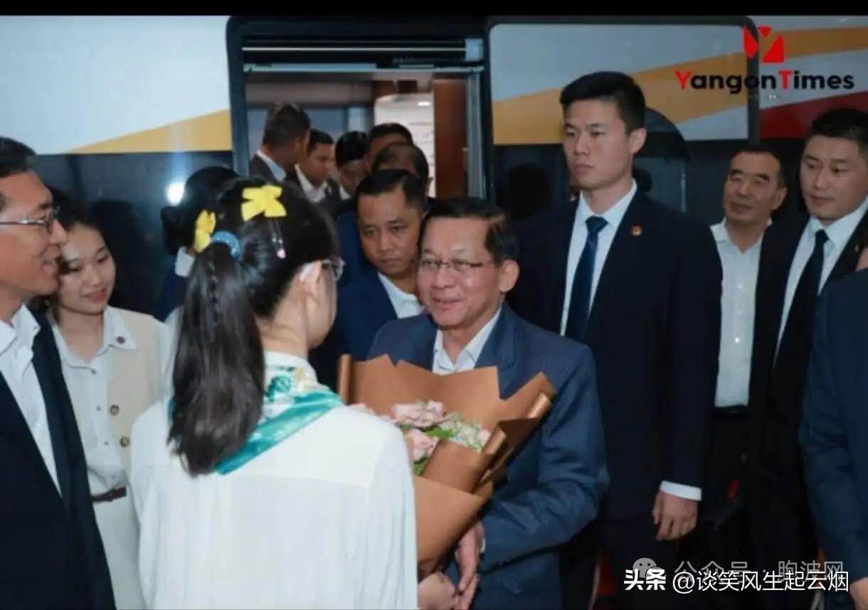 敏总统抵达杭州市开始正式访问！

大家也知道杭州是电商之城，以阿里巴巴为基础，然
