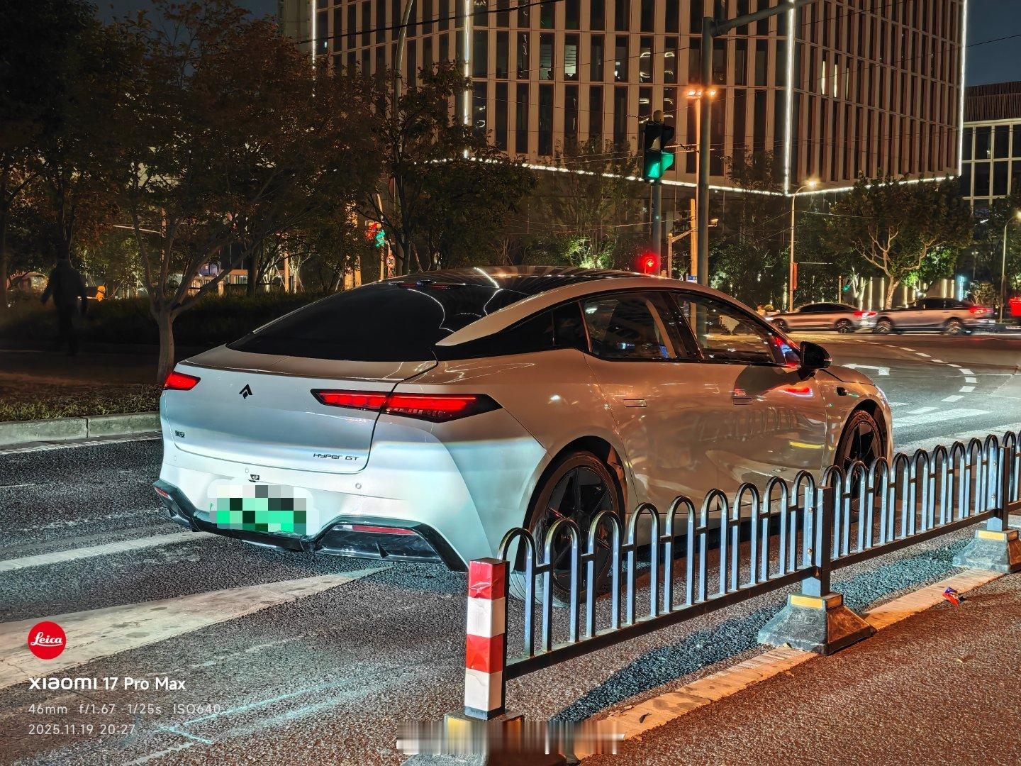 还是aion y看到的蛮多的， 很少看见了，帅还是帅的。销量是不是比较低？现在买