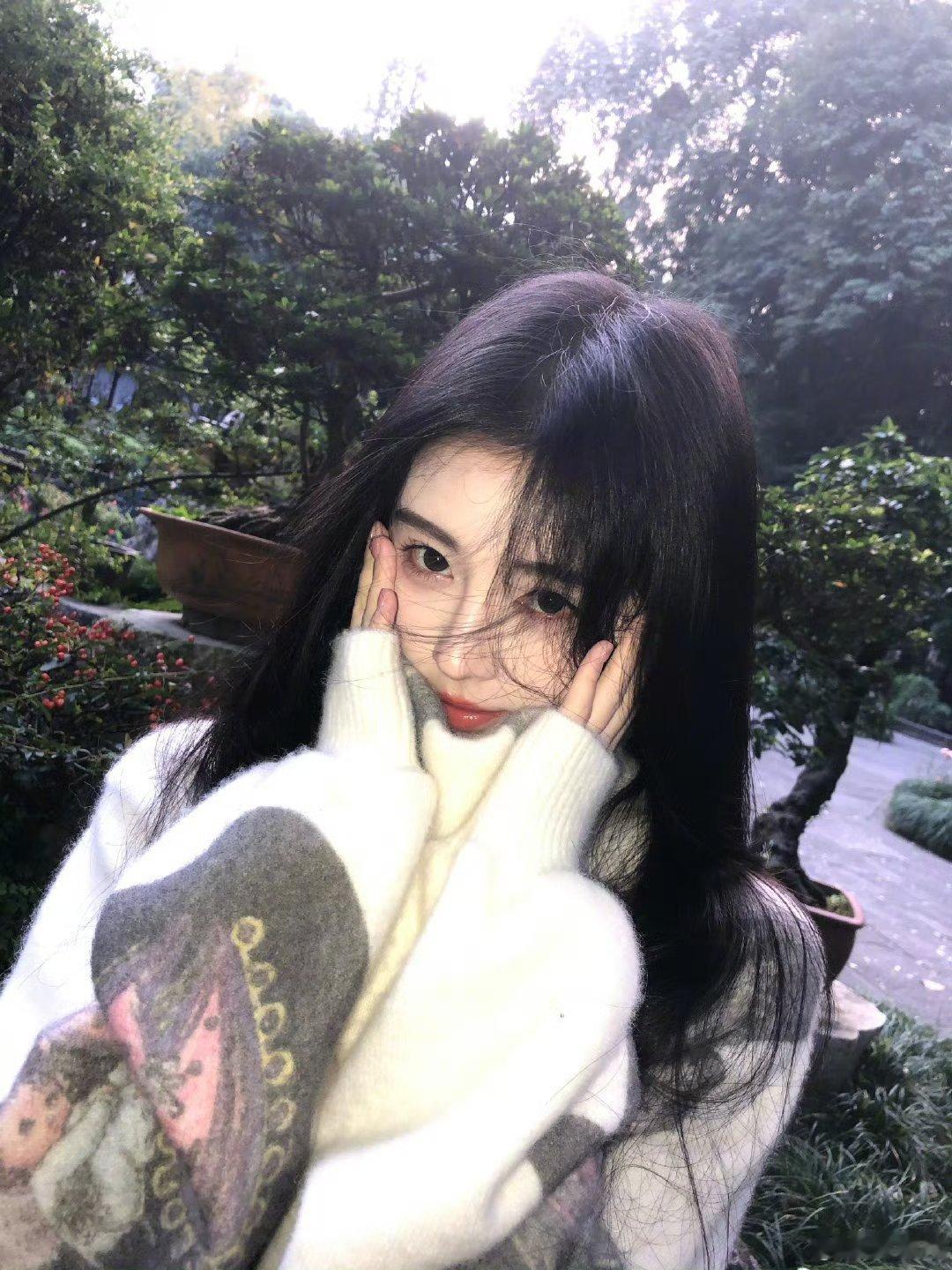 人生苦短，爱恨随意，问心无愧，活好自己