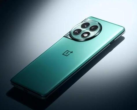 小众品牌的内在力量：在市场夹缝中绽放的生命力

「一加 Ace 3 」虽然可以给