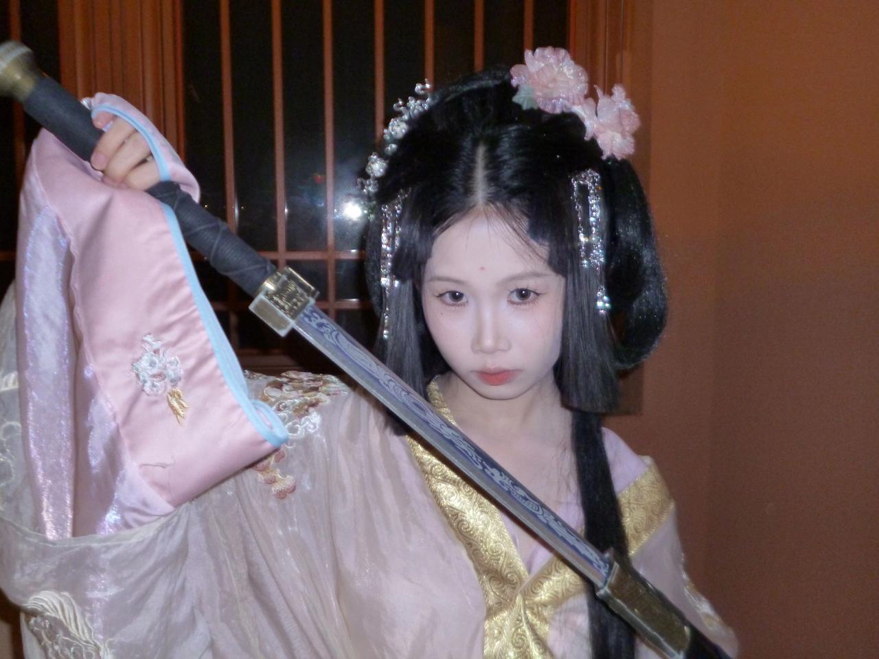 偶遇古镇大明少女 民俗文化 少数民族风情 少数民族服饰 少数民族的魅力 ′