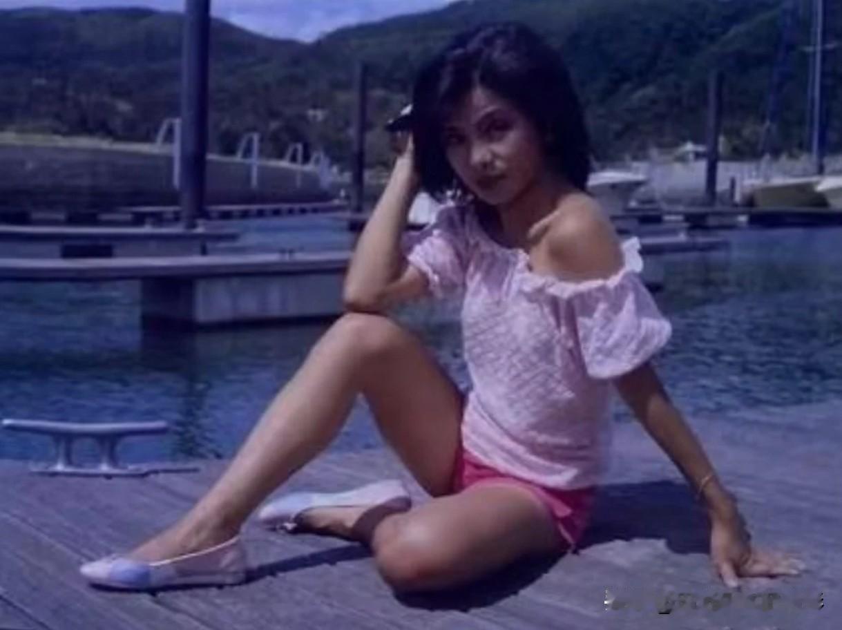 我多想再见你，哪怕匆匆一眼就别离